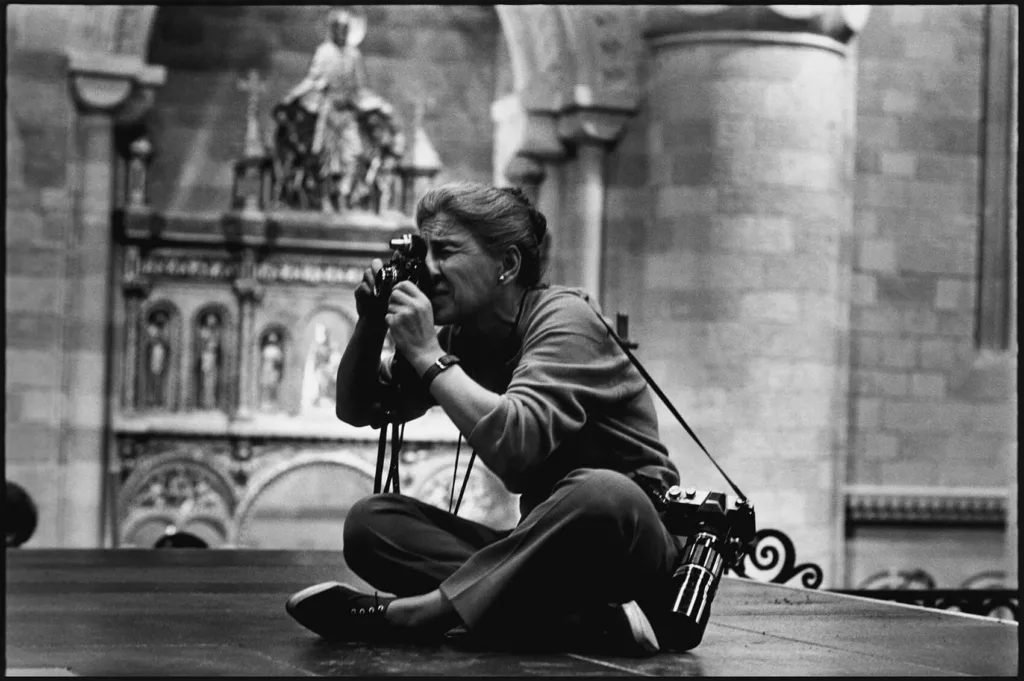Eve Arnold on the set of Becket